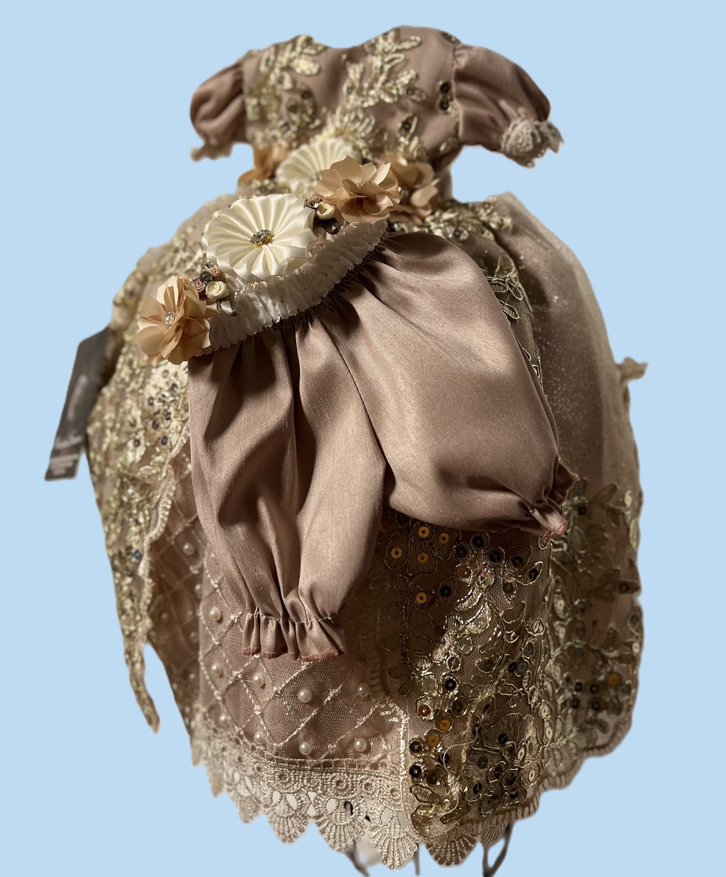 Vestido con accesorios modelo Desmontable Cenefa