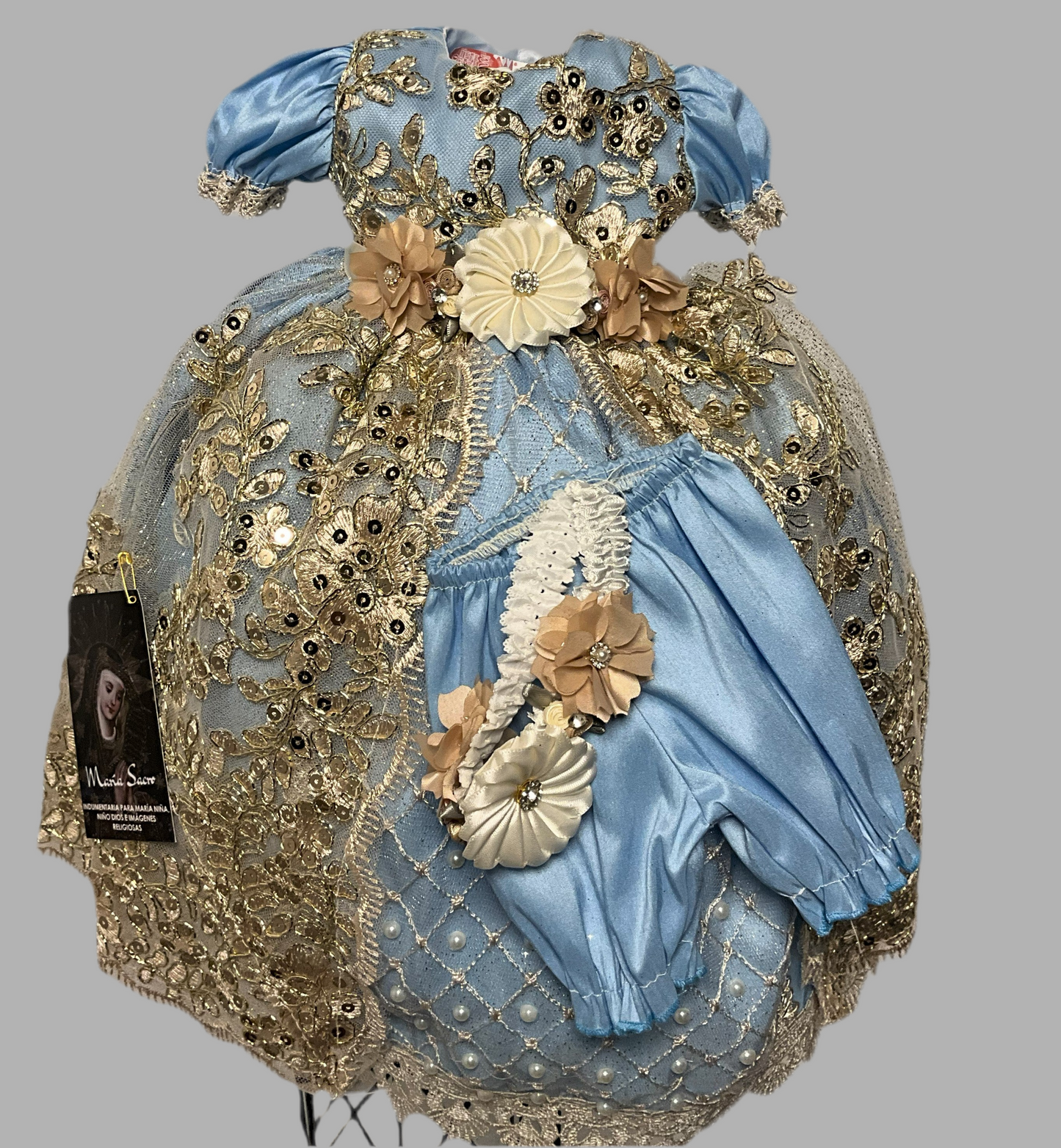 Vestido con accesorios modelo Desmontable Cenefa
