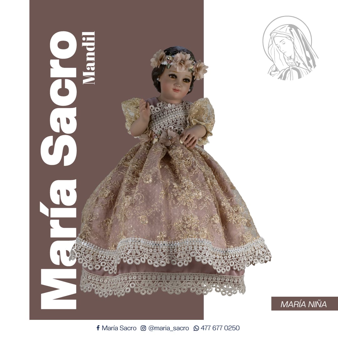 Vestido Divina Infantita con accesorios modelo  Mandil